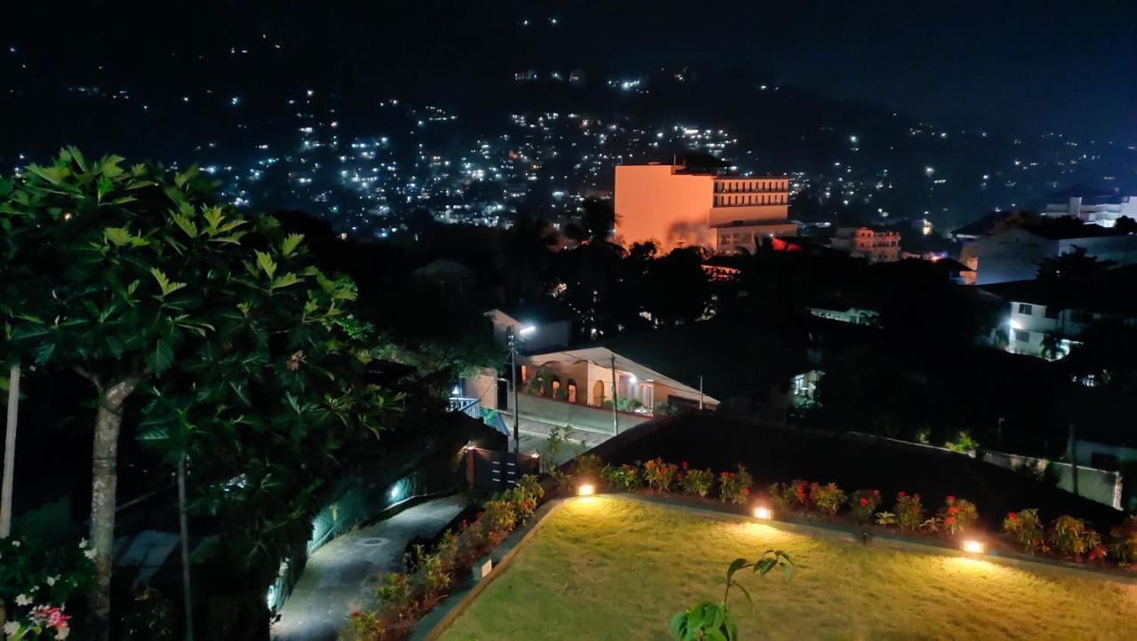 Marvel Hills Kandy Exterior foto