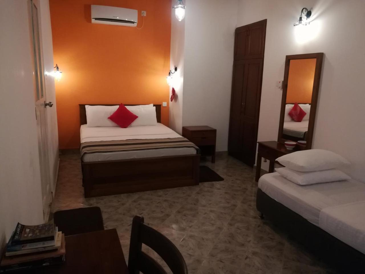 Marvel Hills Kandy Exterior foto